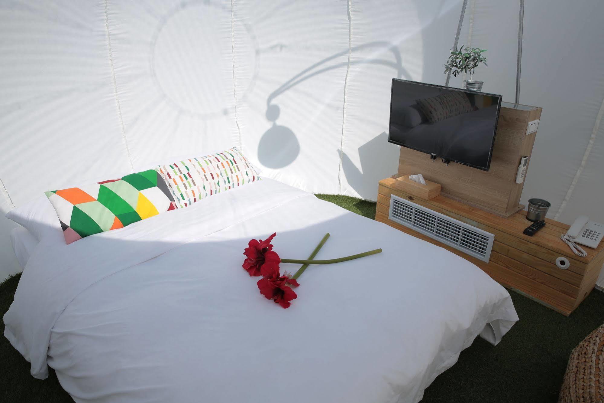 Hotel Bubble Wow Bali New Taipei City Exterior foto